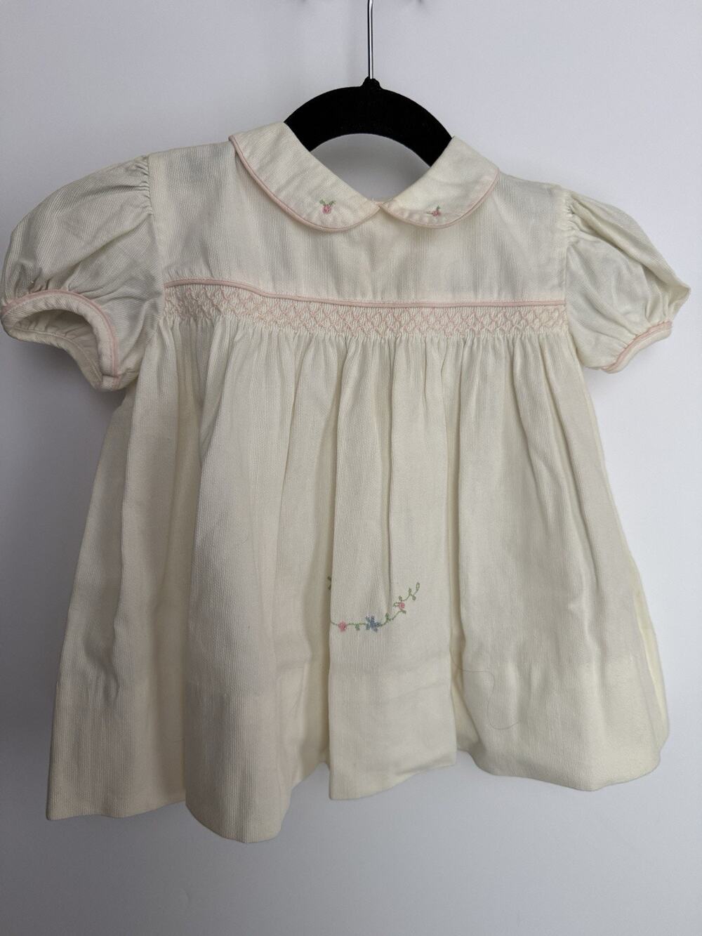 Vintage Nanette Originals Baby Girl Dress 12M Smocked Embroidered Roses USA